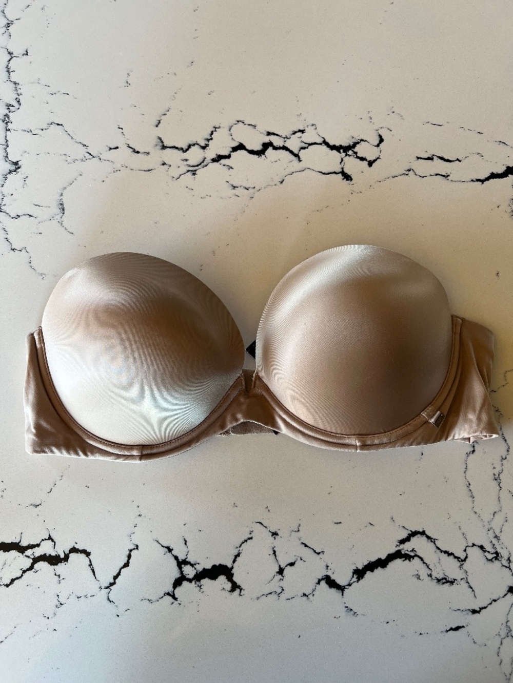 VICTORIA'S SECRET Push Up Nude Strapless Bra 36D